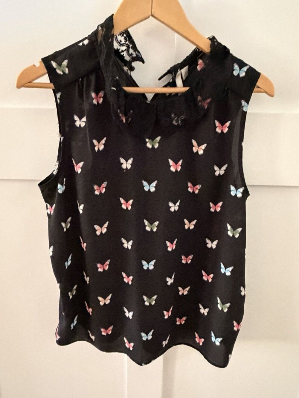 Womens Lauren Conrad Black Tank Butterfly Shirt Blouse All Over Print Keyhole M